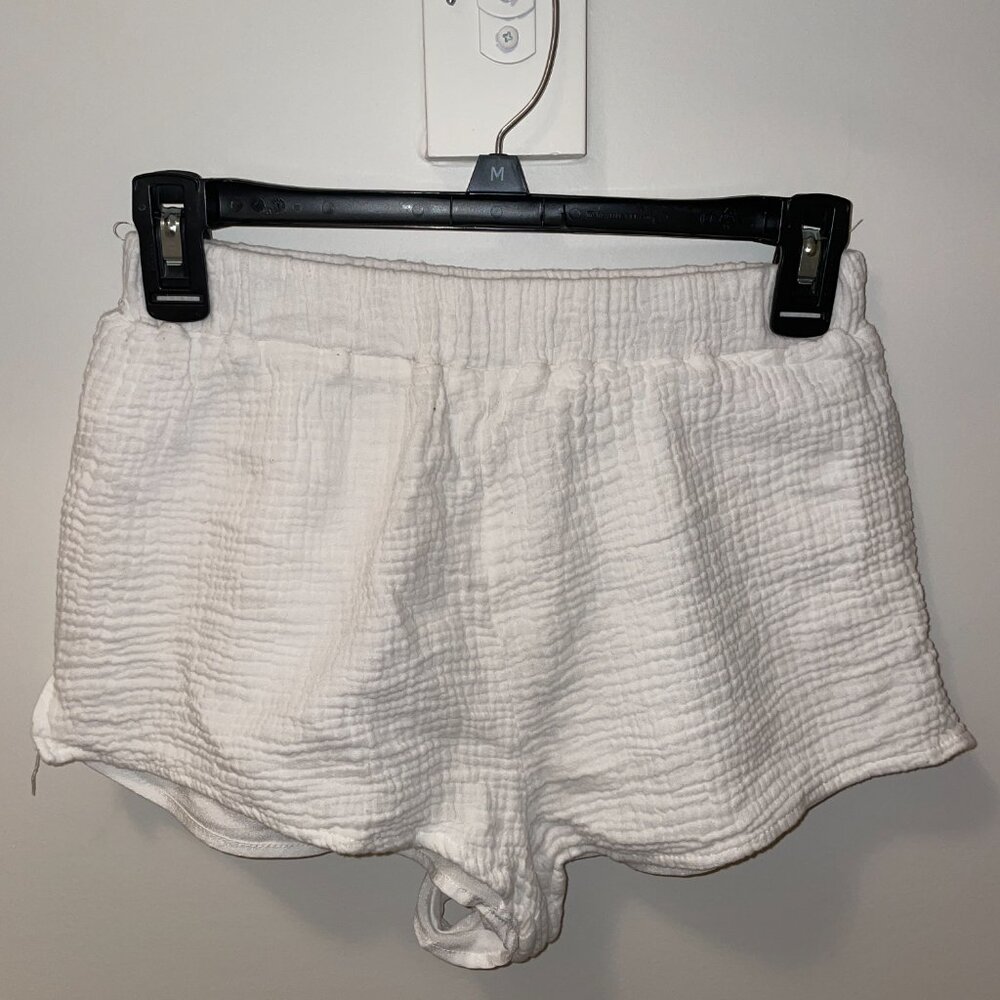 Forever 21 White Cotton Shorts Small